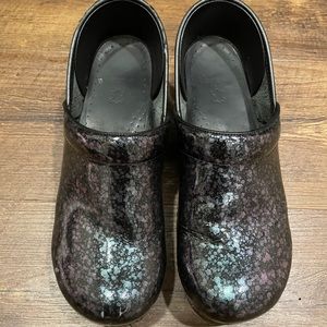 Dansko Clogs size 40